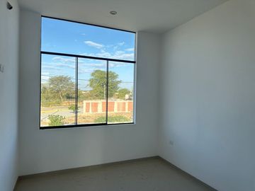 LINDA  CASA DE ESTRENO EN VENTA EN URB.ALAMEDA COUNTRY CLUB CASTILLA