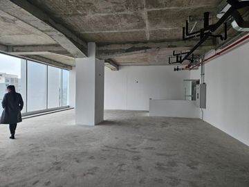 OFICINA PRIME T TOWER EN ALQUILER ÁREA DE 293,16 EN CASCO