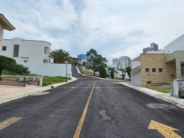 CASA EN VENTA EN PEDREGAL QUERETARO