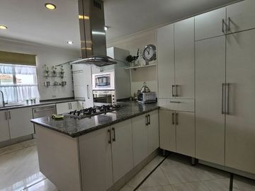 CASA EN VENTA EN PEDREGAL QUERETARO