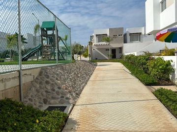 Casa en venta en Almarena Residencial en Mazatlán, Sinaloa