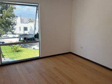 CASA EN RENTA FRACCIONAMIENTO PUERTA REAL SAN BERNARDINO TLAXCALANCINGO PUE