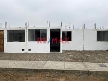 Casita De Campo En Lurin 120Mt2 Y Aires Con 2 Dormitorios