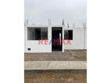 Casita De Campo En Lurin 120Mt2 Y Aires Con 2 Dormitorios