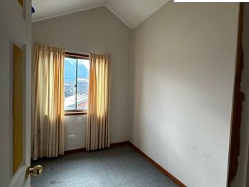 Pucón Terreno 121M2 con 1 casa de 2 pisos en sector el Claro , COD.VTIN073