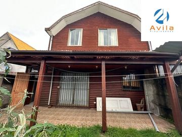 Pucón Terreno 121M2 con 1 casa de 2 pisos en sector el Claro , COD.VTIN073
