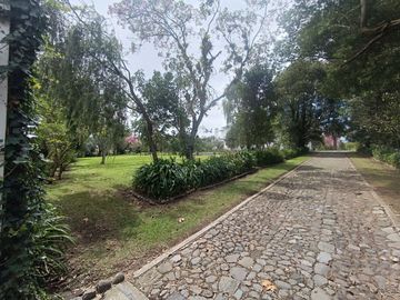 Terreno en venta - Sangolqui cerca a redondel del Colibri