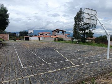 Terreno en venta - Sangolqui cerca a redondel del Colibri