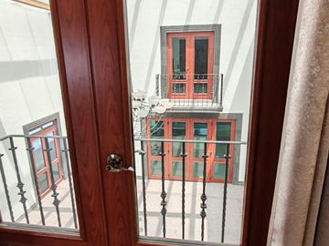 venta de Casa con carril de nado techado y jardín en la Vista country club, Puebla - gran oportunidad