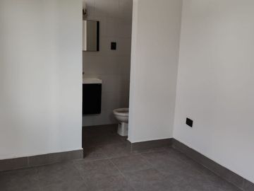 venta de Casa con carril de nado techado y jardín en la Vista country club, Puebla - gran oportunidad