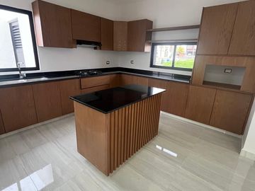 Venta Casa de 1 nivel lado sombra, 2 recamaras con baño, bi cochera, Playas del Conchal, Alvarado