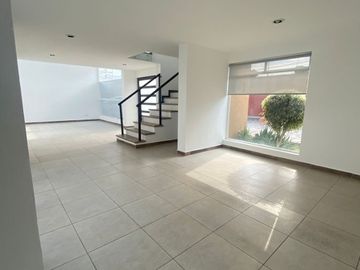 Linda y moderna Casa en San Andrés Cholula