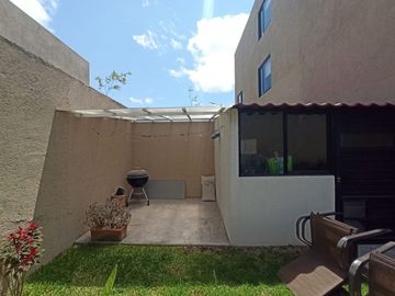 VENDO DEPARTAMENTO PLANTA BAJA EN CONDOMINIO EL MOTIVO ZAKIA QUERETARO