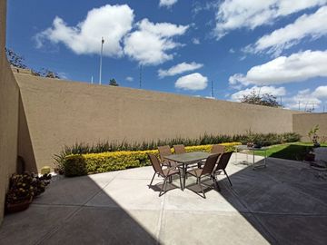 VENDO DEPARTAMENTO PLANTA BAJA EN CONDOMINIO EL MOTIVO ZAKIA QUERETARO