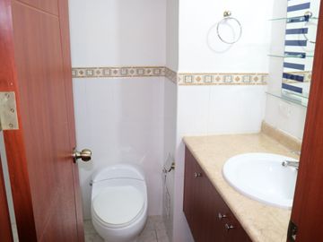 Amplio y moderno apartamento, con excelentes acabados