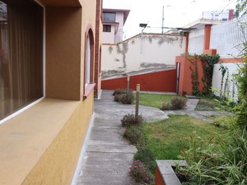 Amplio y moderno apartamento, con excelentes acabados