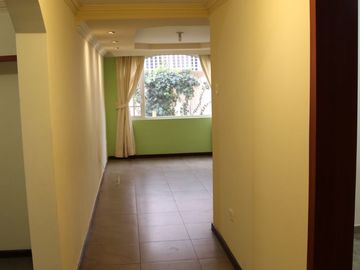 Amplio y moderno apartamento, con excelentes acabados