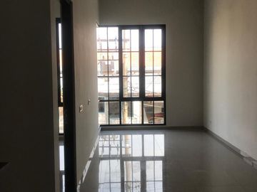 Rumah Mojoklanggru Kidul Belakang Depot Bu Rudy Dharmahusada Baru Gres Siap Huni