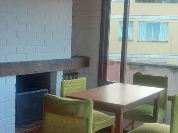 VENDO PENT-HAUSE, 78m2, terraza amplia, 2 hab, parqueadero, seguridad.