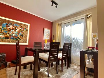 Casa En Venta, 4 D 4b , Sector Casas De La Viña Peñalolén.!!