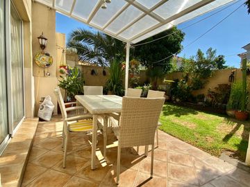 Casa En Venta, 4 D 4b , Sector Casas De La Viña Peñalolén.!!