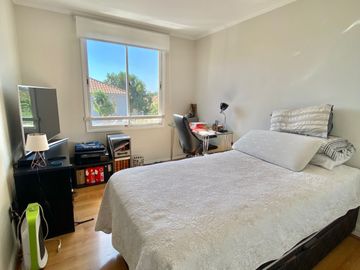 Casa En Venta, 4 D 4b , Sector Casas De La Viña Peñalolén.!!