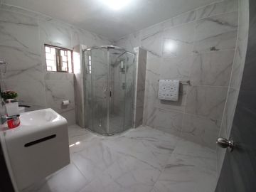 Casa 1er Nivel En Venta Col Las Peñitas, Atizapán En Con Área Comercial De 330m2 En P.B.  ¡Oportunidad Única para Inversionistas en Las Peñitas, Atiza