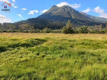Terreno de venta en Otavalo, San Pablo, Parque Acuático, 10207 m2