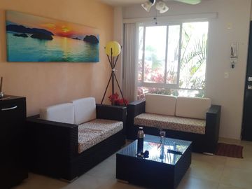 CASA CON ALBERCA Y PALAPA EN VENTA A 15MIN DE CUERNAVACA