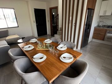 CASA CON CISTERNA EN PACHUCA TODO EN PRIVADA CON AMENIDADES CERCA DE AVENIDAS PRINCIPALES