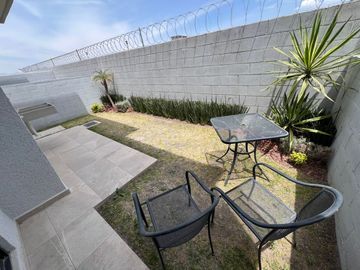 CASA CON CISTERNA EN PACHUCA TODO EN PRIVADA CON AMENIDADES CERCA DE AVENIDAS PRINCIPALES