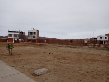 SE VENDE TERRENO EN AV. PRINCIPAL URB. LAS LOMAS DE PUCUSANA CERCA AL CLUB POSEIDON