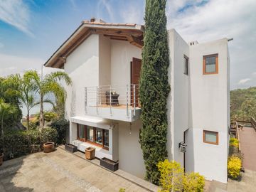 Casa en Venta, San Gaspar del Lago. Valle de Bravo, Estado de México