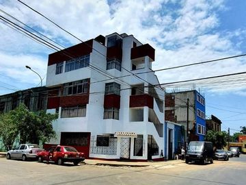 Departamento Triplex Con Terraza - Ubicado Estratégicamente