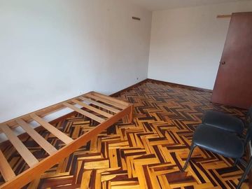 Departamento Triplex Con Terraza - Ubicado Estratégicamente