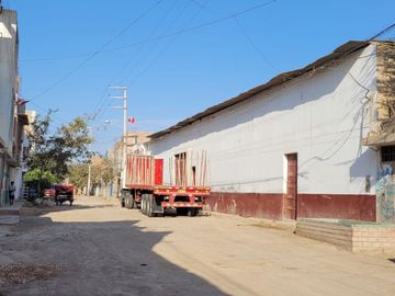 REMATE DE LOCAL COMERCIAL EN CHICLAYO LA DESPENSA