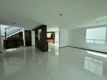 CASA EN VENTA, FRACC. RANCHO EL SILENCIO II, METEPEC