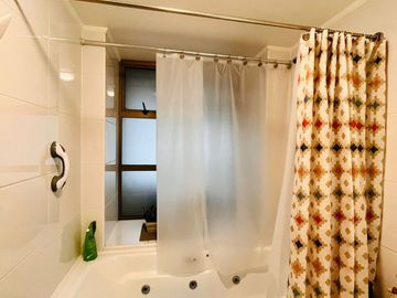 Amplio Y Hermoso Dpto Las Condes 3d 3b 3 Estac. 1 Bodega