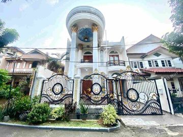 Dijual Rumah Modern Classic di Camar Bintaro