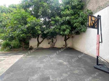 Dijual Rumah Modern Classic di Camar Bintaro