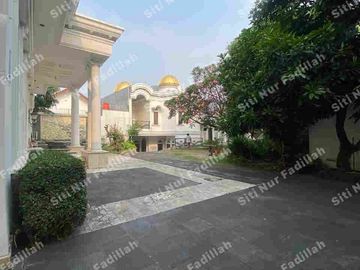 Dijual Rumah Modern Classic di Camar Bintaro