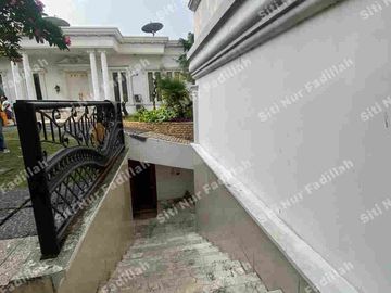 Dijual Rumah Modern Classic di Camar Bintaro