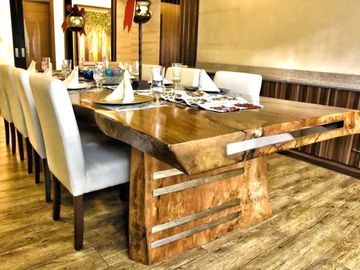 6-Bedroom House With Swimming Pool in  Ayala Westgrove Heights Silang Cavite