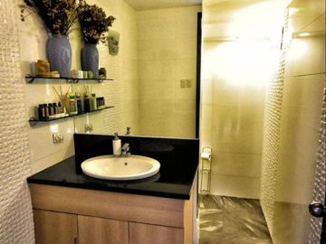 6-Bedroom House With Swimming Pool in  Ayala Westgrove Heights Silang Cavite