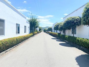HERMOSA CASA VACACIONAL FLANDES- TOLIMA