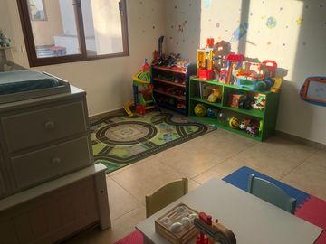 CASA EN VENTA EN JURIQUILLA