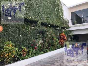 Edificio Comercial en venta en San Francisco Texcalpan, Jiutepec Morelos
