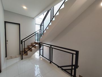 Rumah 2 Lantai Murah [3 KAMAR] Cirendeu Jakarta Selatan Baru Perumahan