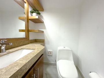 Residencia en venta en La Coruña residencial, equipamiento de lujo