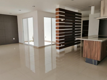 ¡¡¡OPORTUNIDAD ÚNICA!!!  Casa en venta en el Refugio, Querétaro